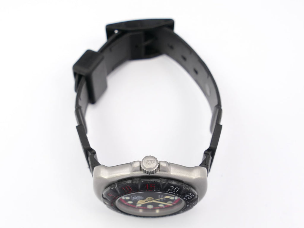 TAG Heuer Formula 1 374.508 crown