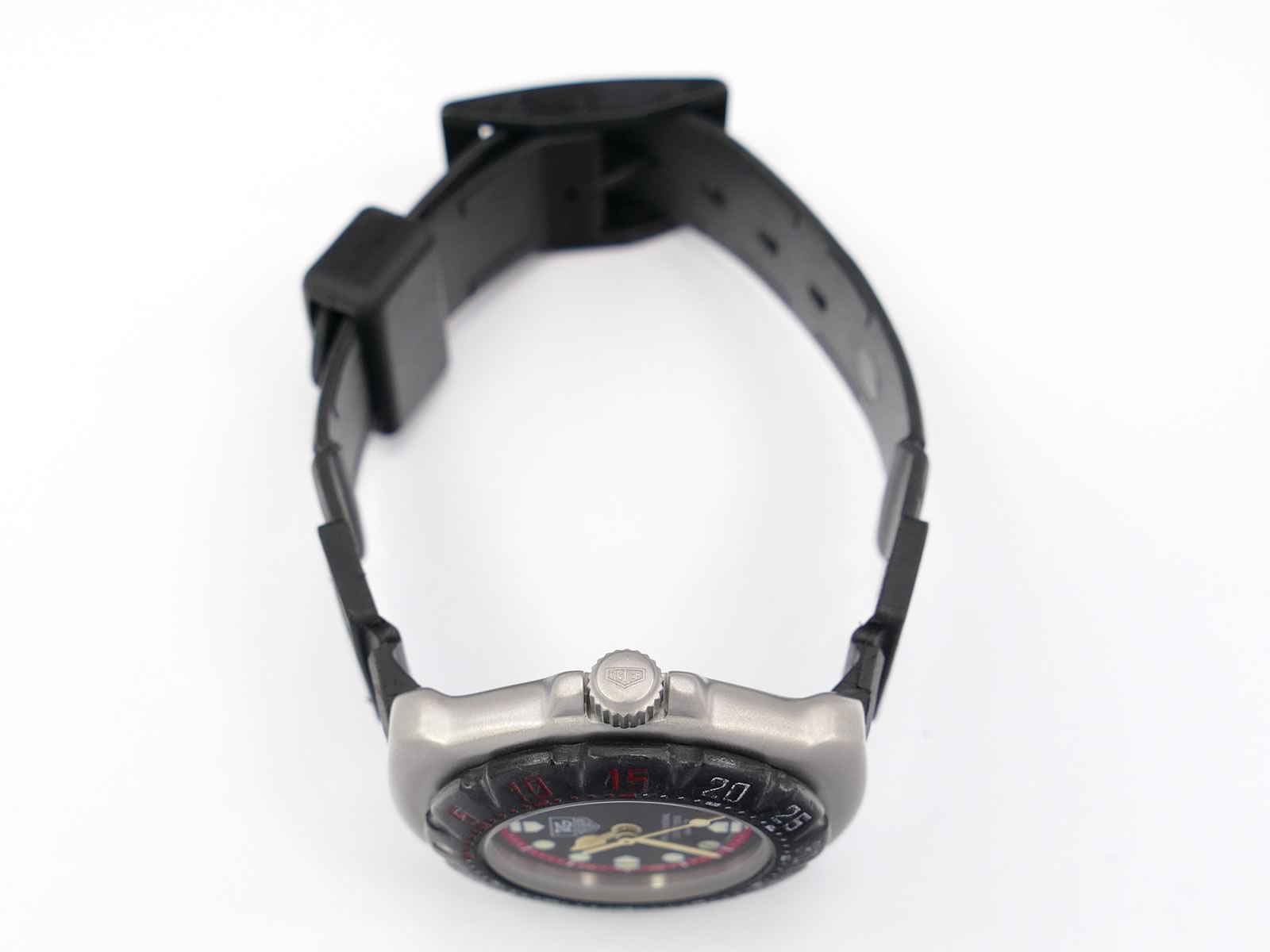 TAG Heuer Formula 1 374.508 crown
