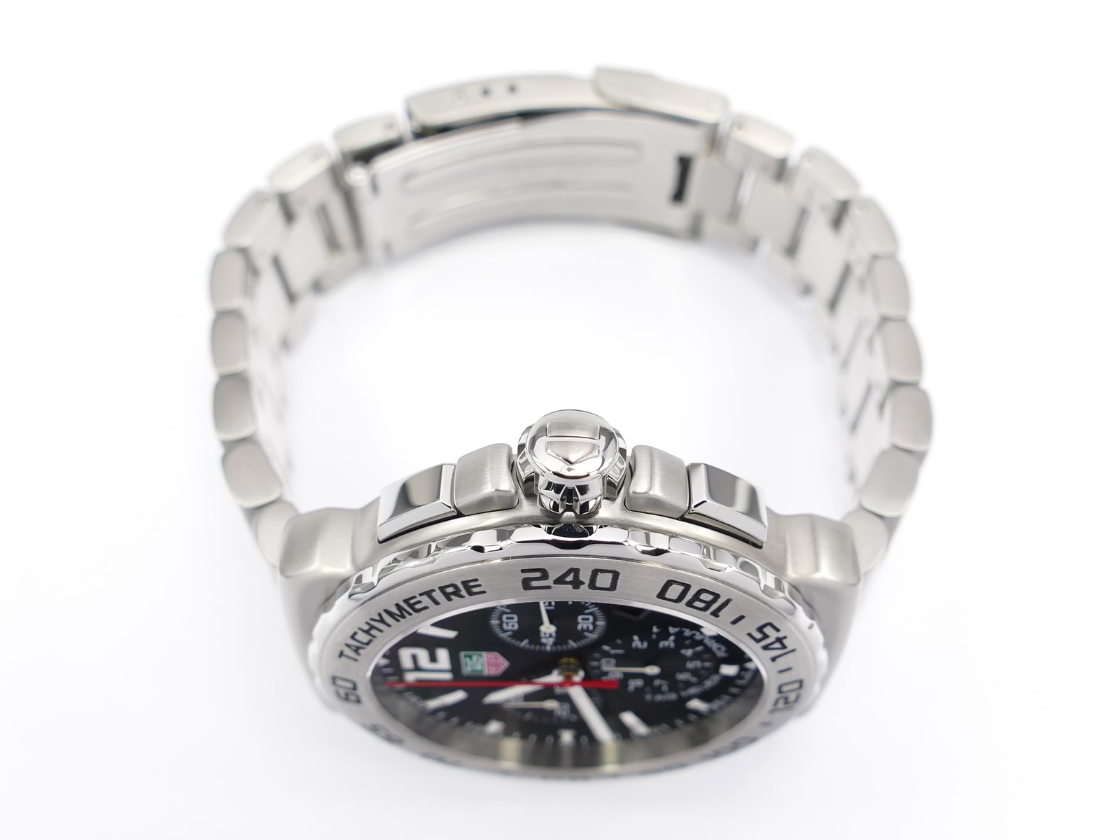 TAG Heuer Formula 1 Chronograph CAU1112.BA0858 screw down crown