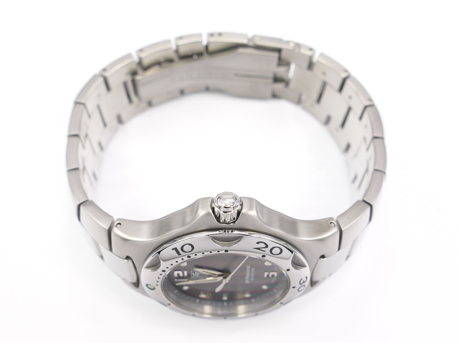 TAG Heuer Kirium WL111G.BA0701 screw down crown