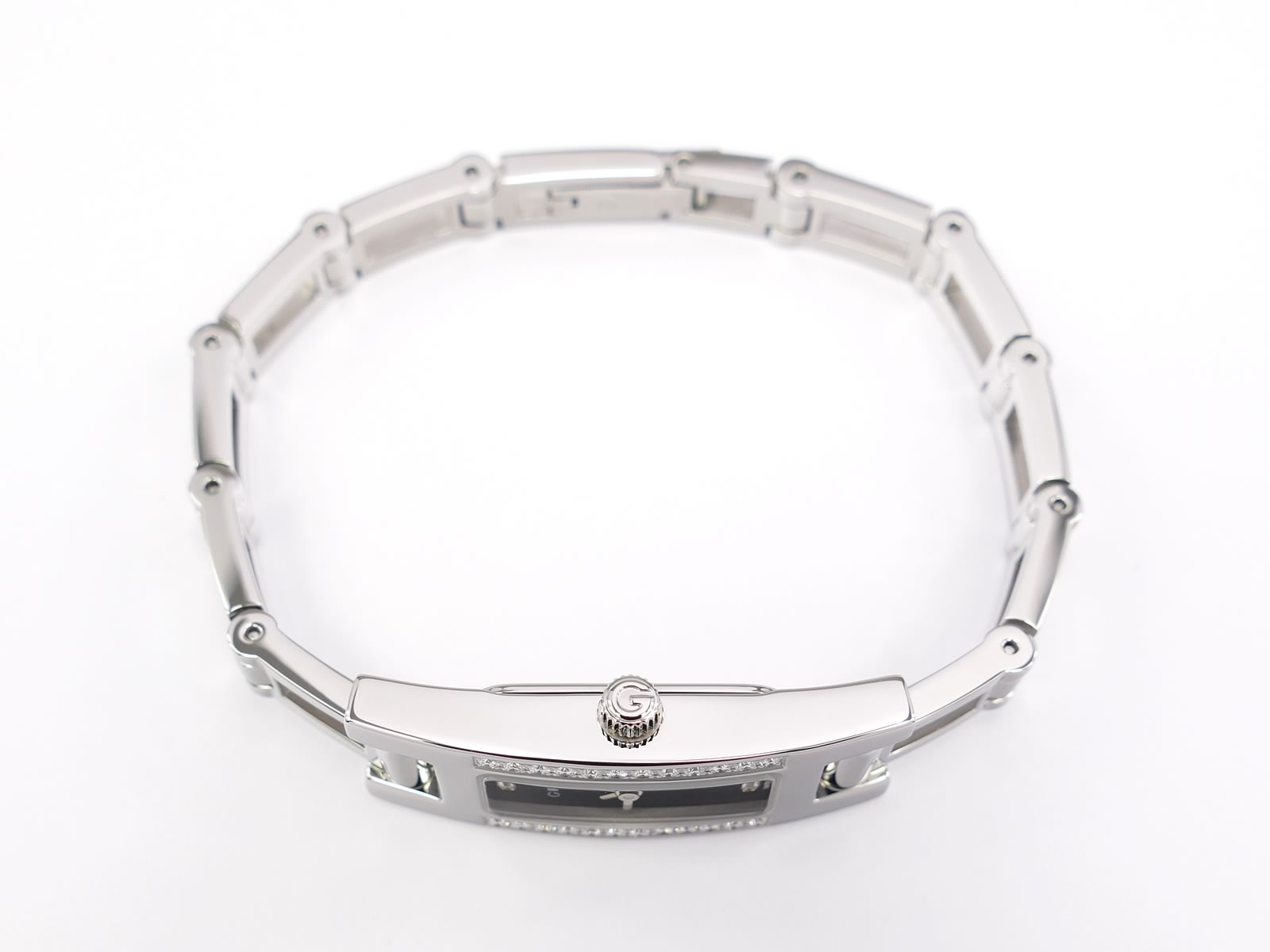 Gucci 3900L stainless steel crown
