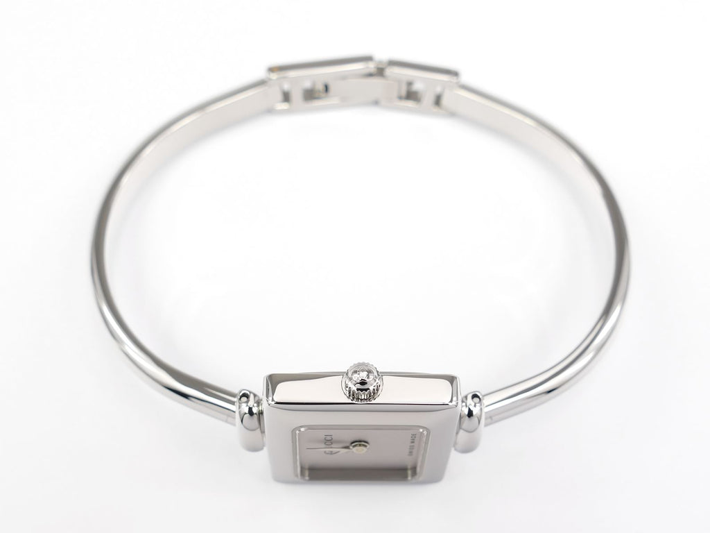 Gucci 1900L Stainless Steel crown