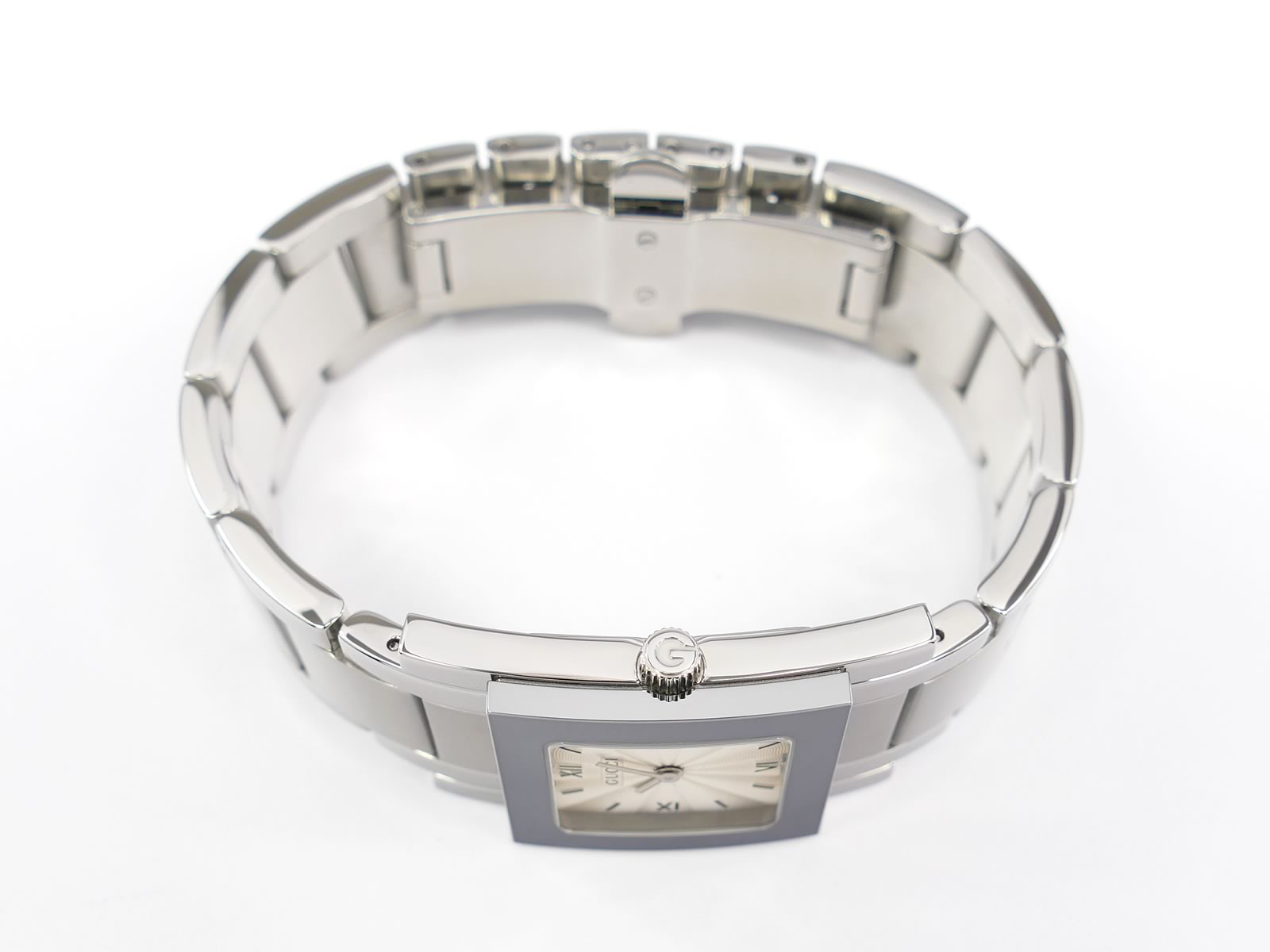 Gucci 7900L Stainless Steel crown