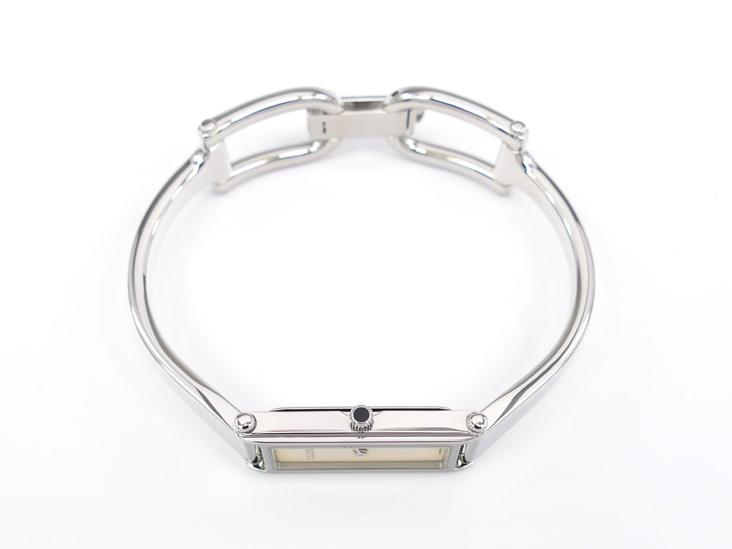 Gucci 1500L Stainless Steel crown