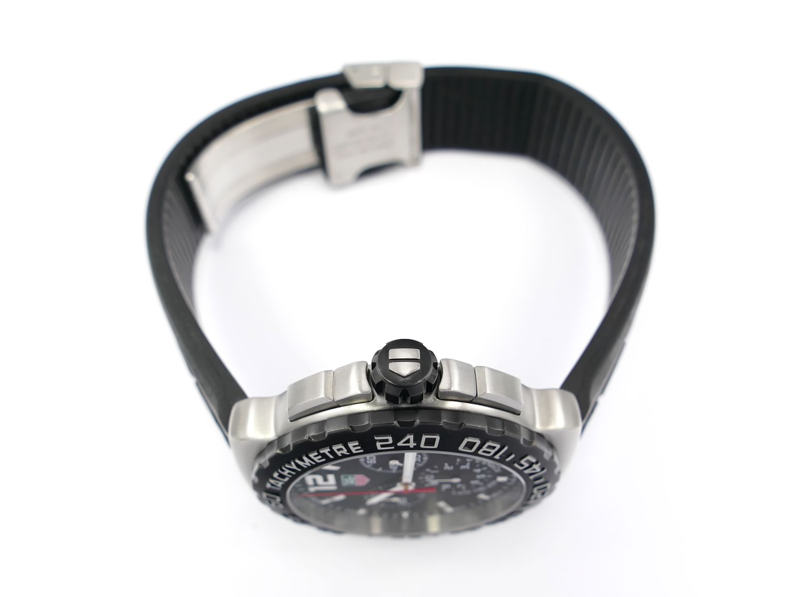 TAG Heuer Formula 1 CAU1110.FT6024 screw down crown