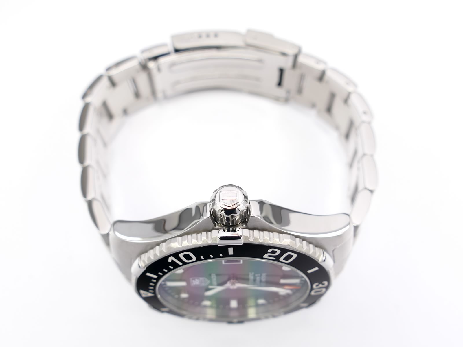 TAG Heuer Aquaracer WAN2110.BA0822 screw down crown