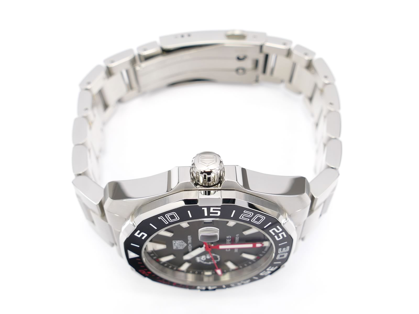 TAG Heuer Aquaracer WAY201D.BA0927 screw down crown