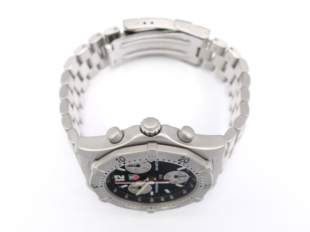 TAG Heuer 2000 Classic CK1110 screw down crown