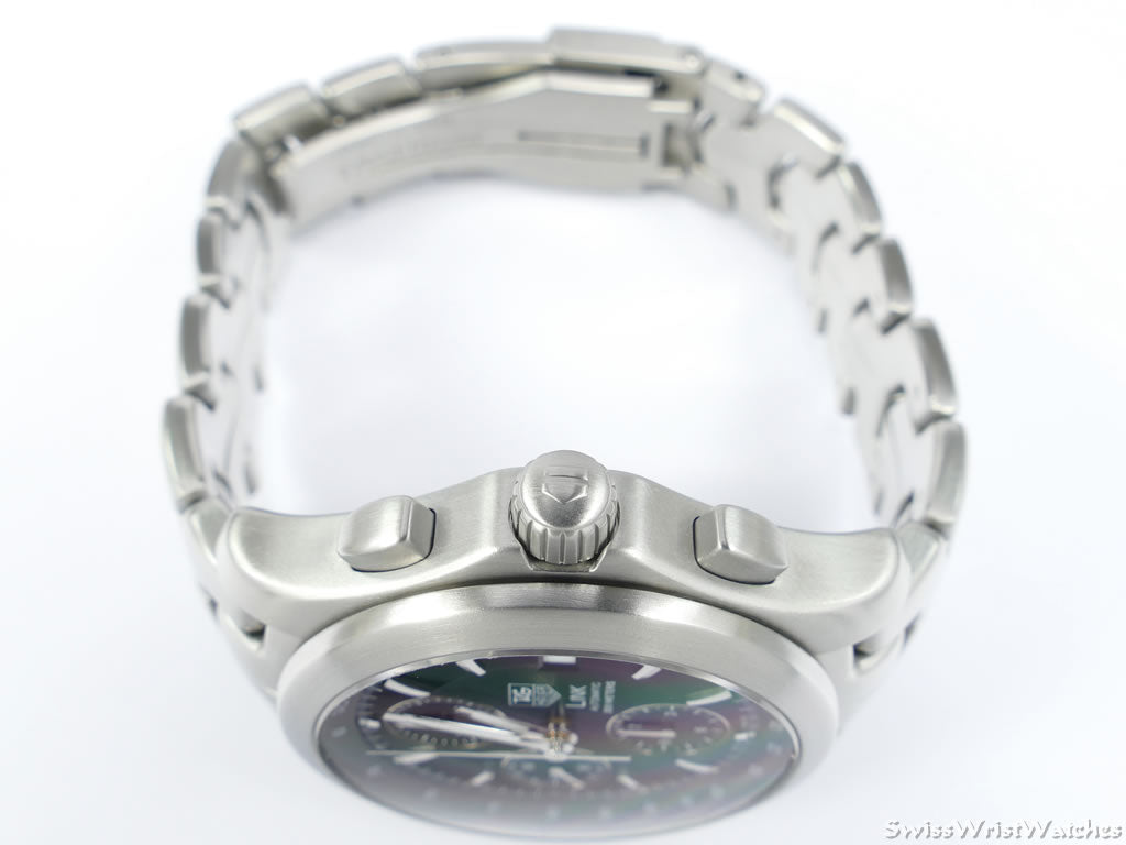 TAG Heuer Link Chronograph CJF2110 pushers and crown