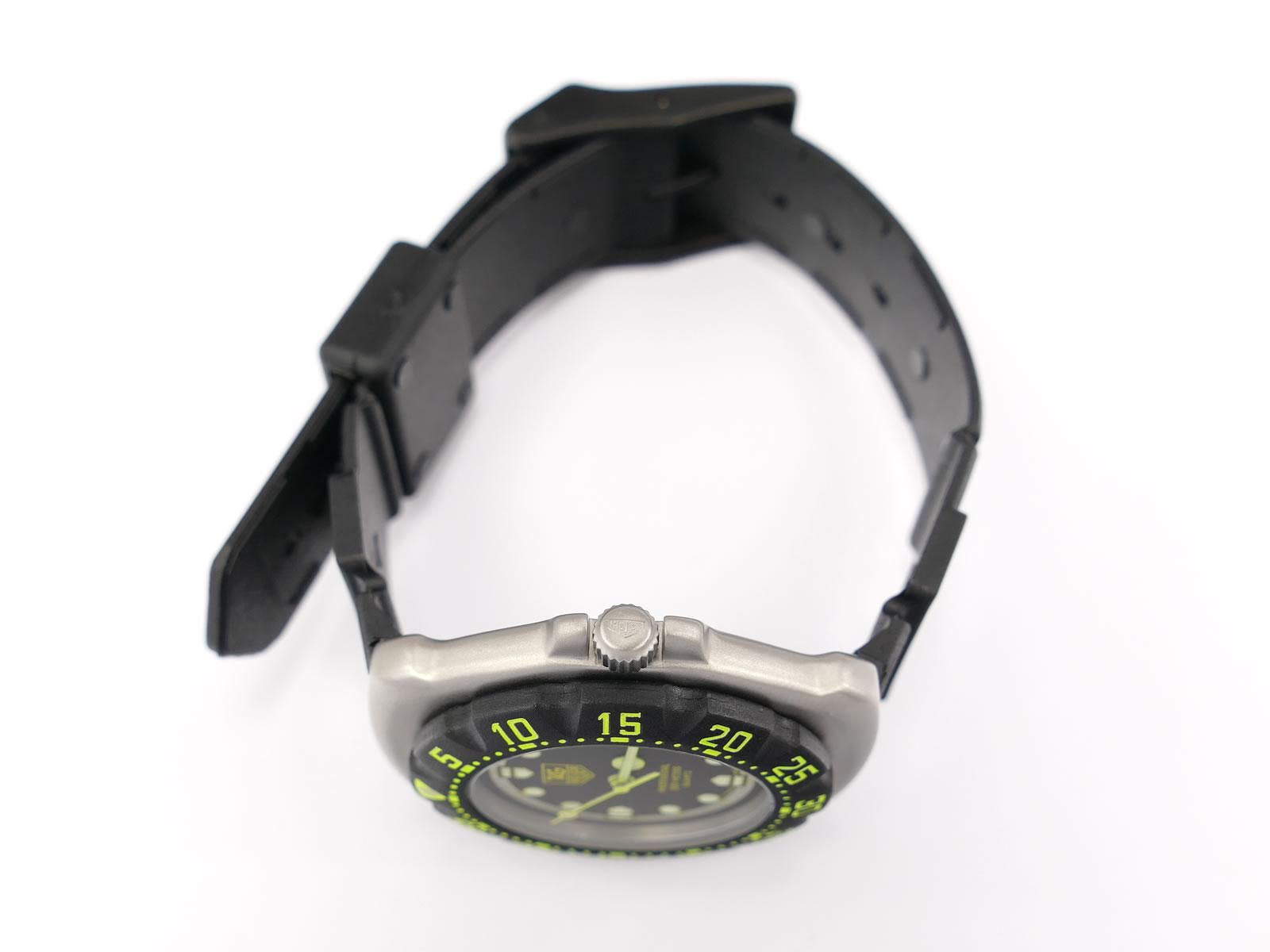 TAG HEUER 376.513 FORMULA1 ブラック イエロー 稼働 TAG Heuer Formula 1 Black & Yellow 376.513 Mid size 35mm F1