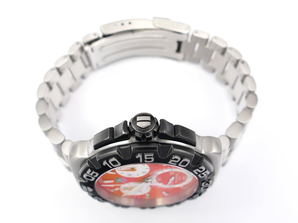 TAG Heuer Formula 1 Chronograph CAH1113 screw down crown