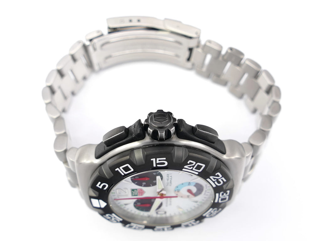 TAG Heuer Formula 1 CAC1111-0 screw down crown