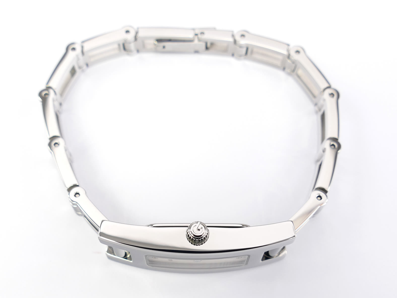 Gucci 3900L Stainless Steel crown