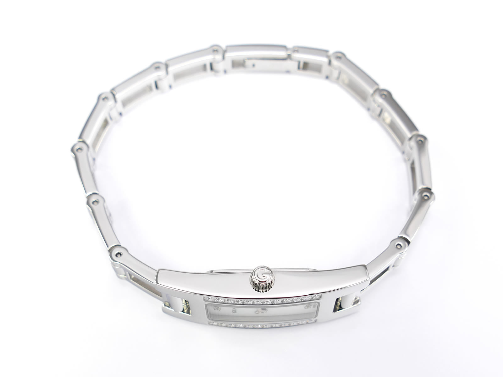 Gucci 3900L Stainless Steel crown