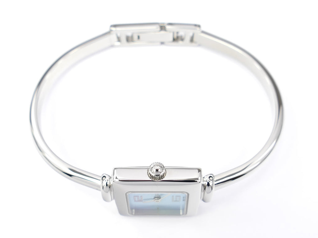 Gucci 1900L Stainless Steel crown