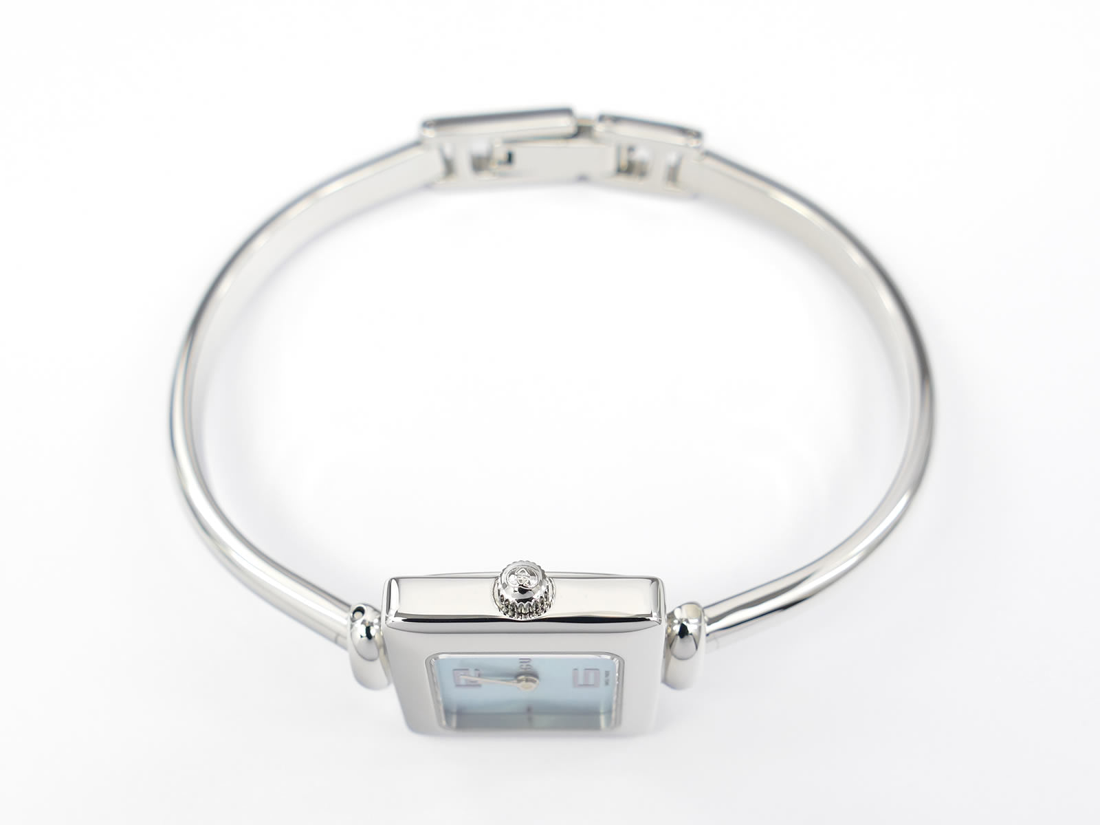 Gucci 1900L Stainless Steel crown