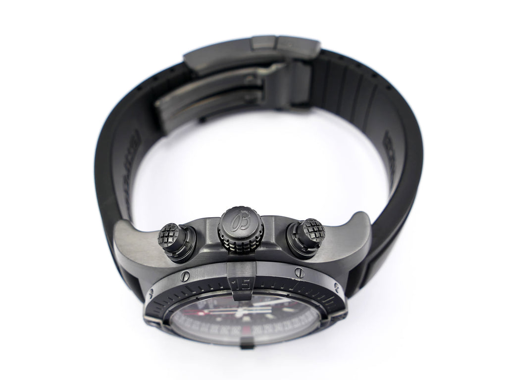 Breitling Avenger LM73390 black PVD steel screw down crown