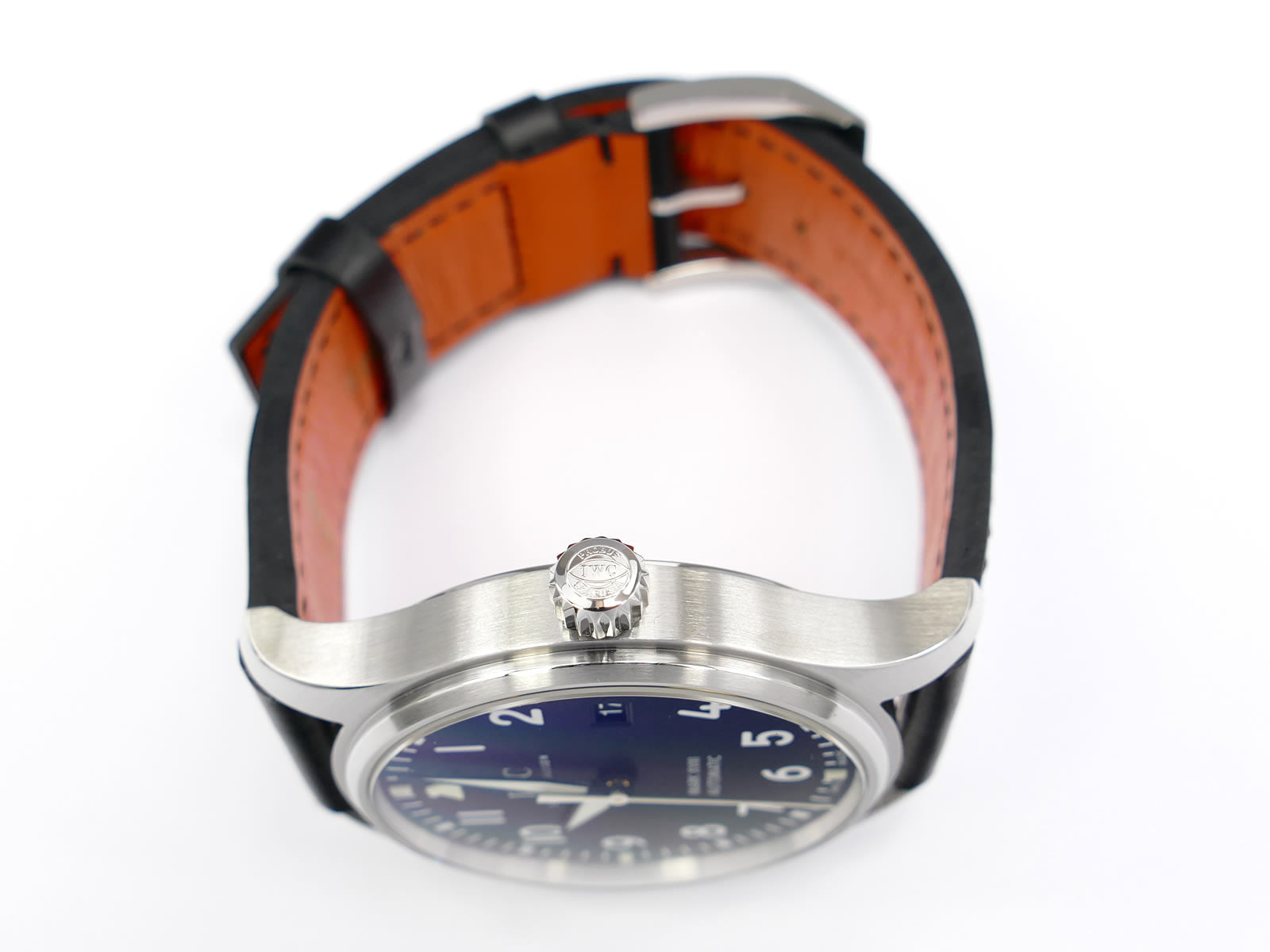 IWC Pilot's Mark XVIII IW327001 stainless steel screw down crown