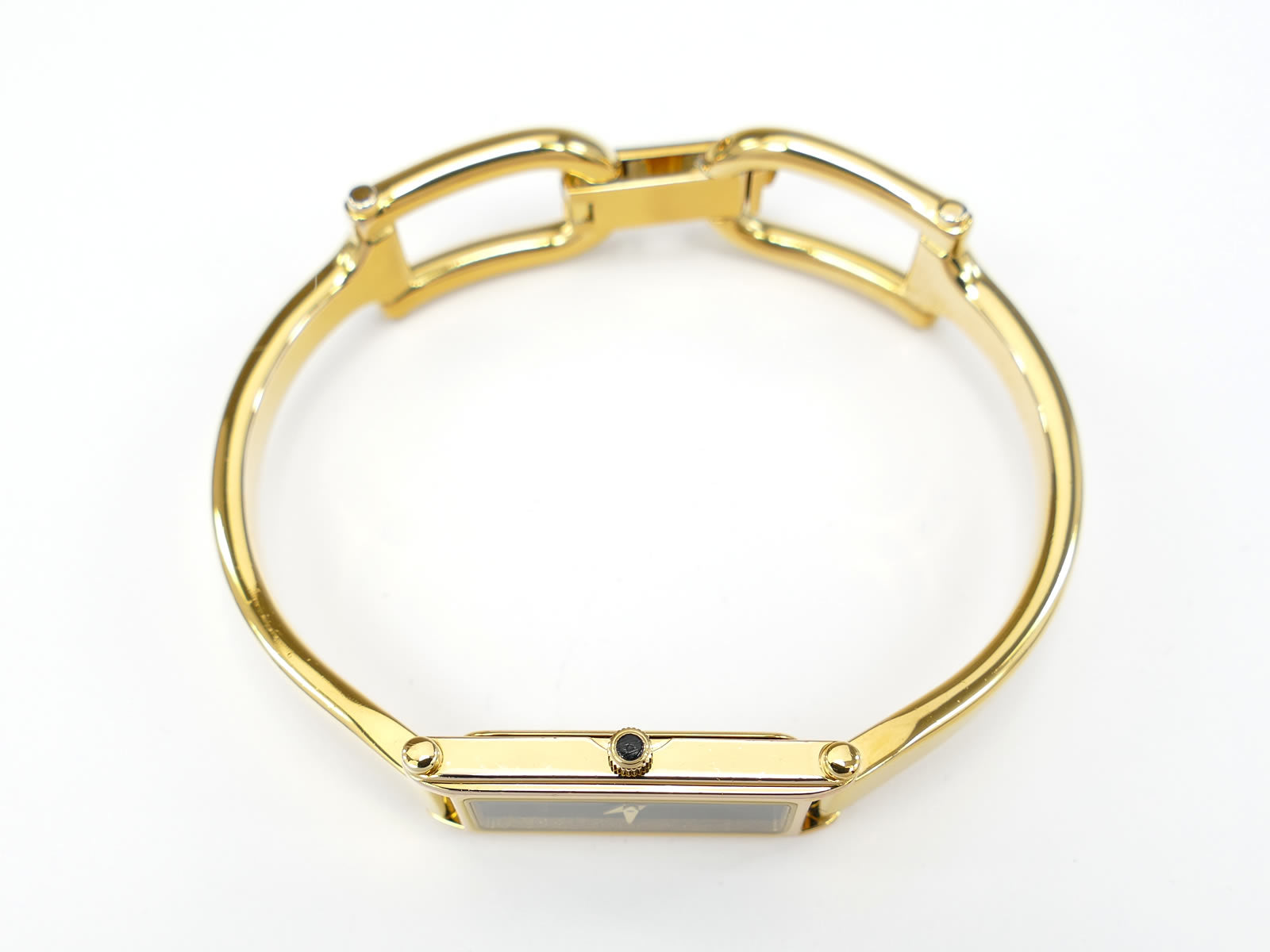 Gucci 1500L 18k Gold Plated crown