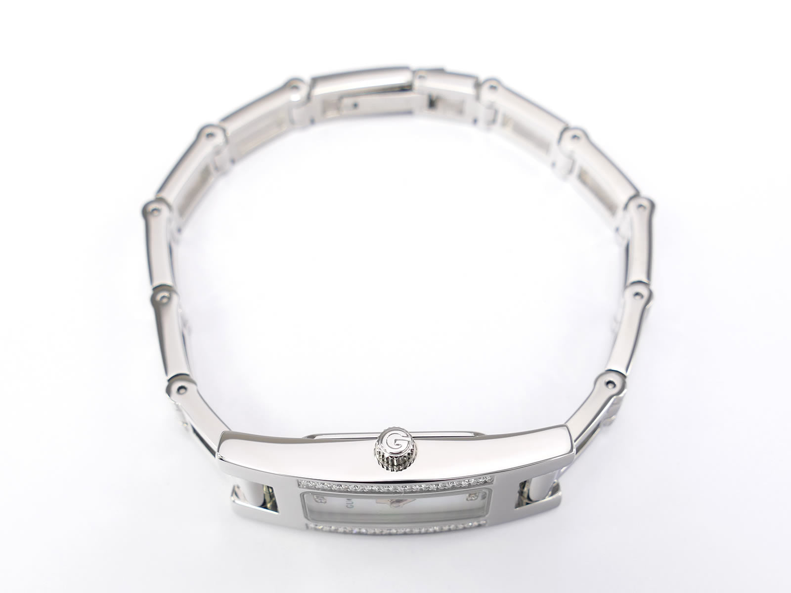Gucci 3900L Stainless Steel crown