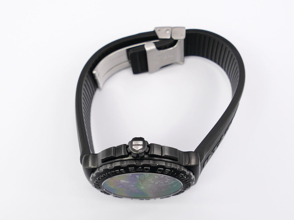 TAG Heuer Formula 1 CAU1114 screw down crown