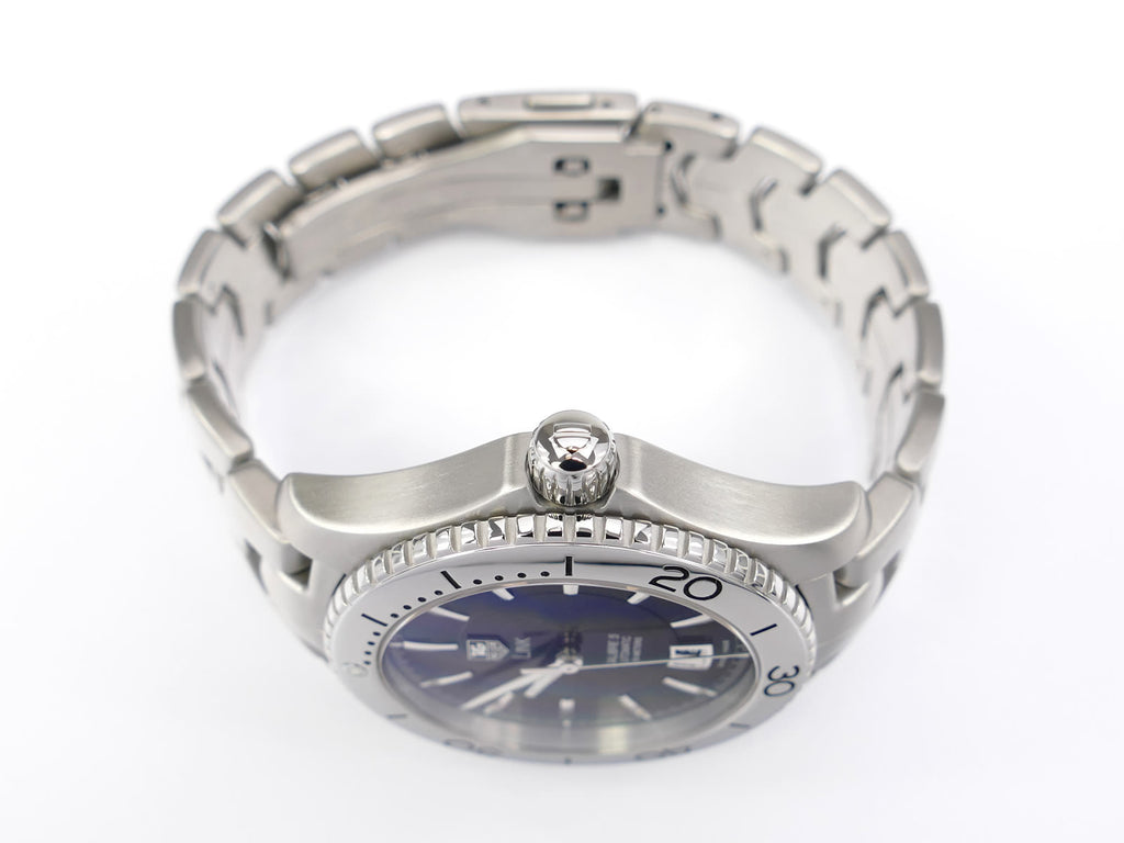 TAG Heuer Link WJ201A stainless steel screw down crown