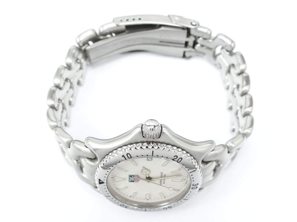TAG Heuer SEL Series S99.013 screw down crown