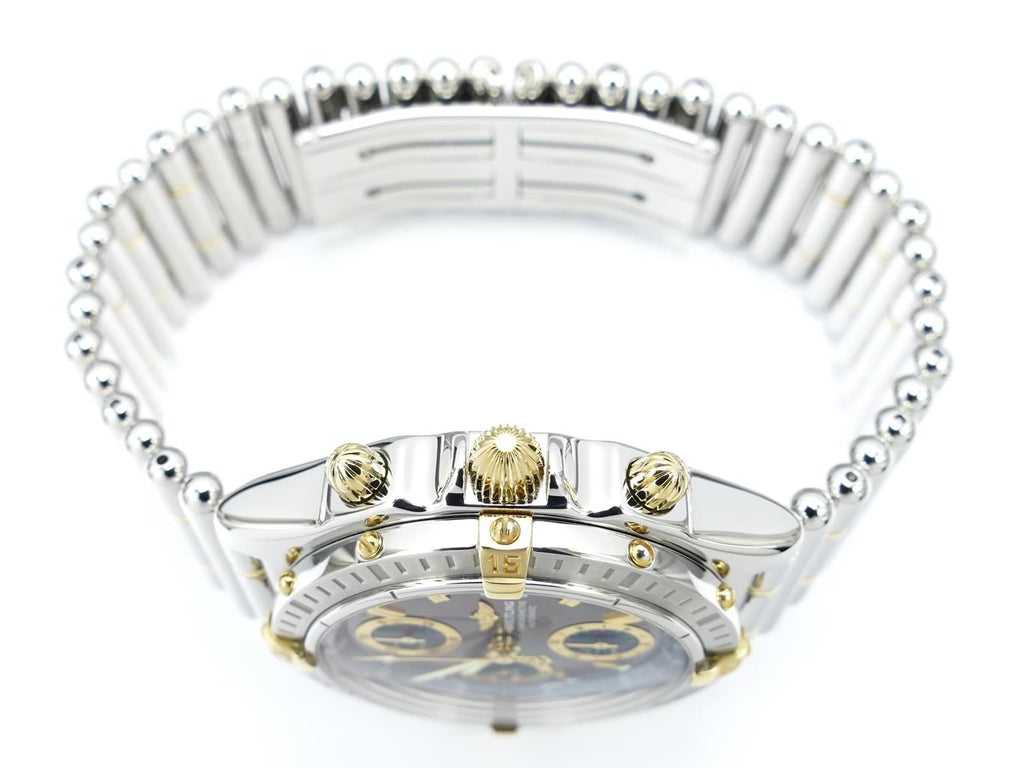 Breitling Chronomat B13352 18k Gold Plated pushers and screw-down crown