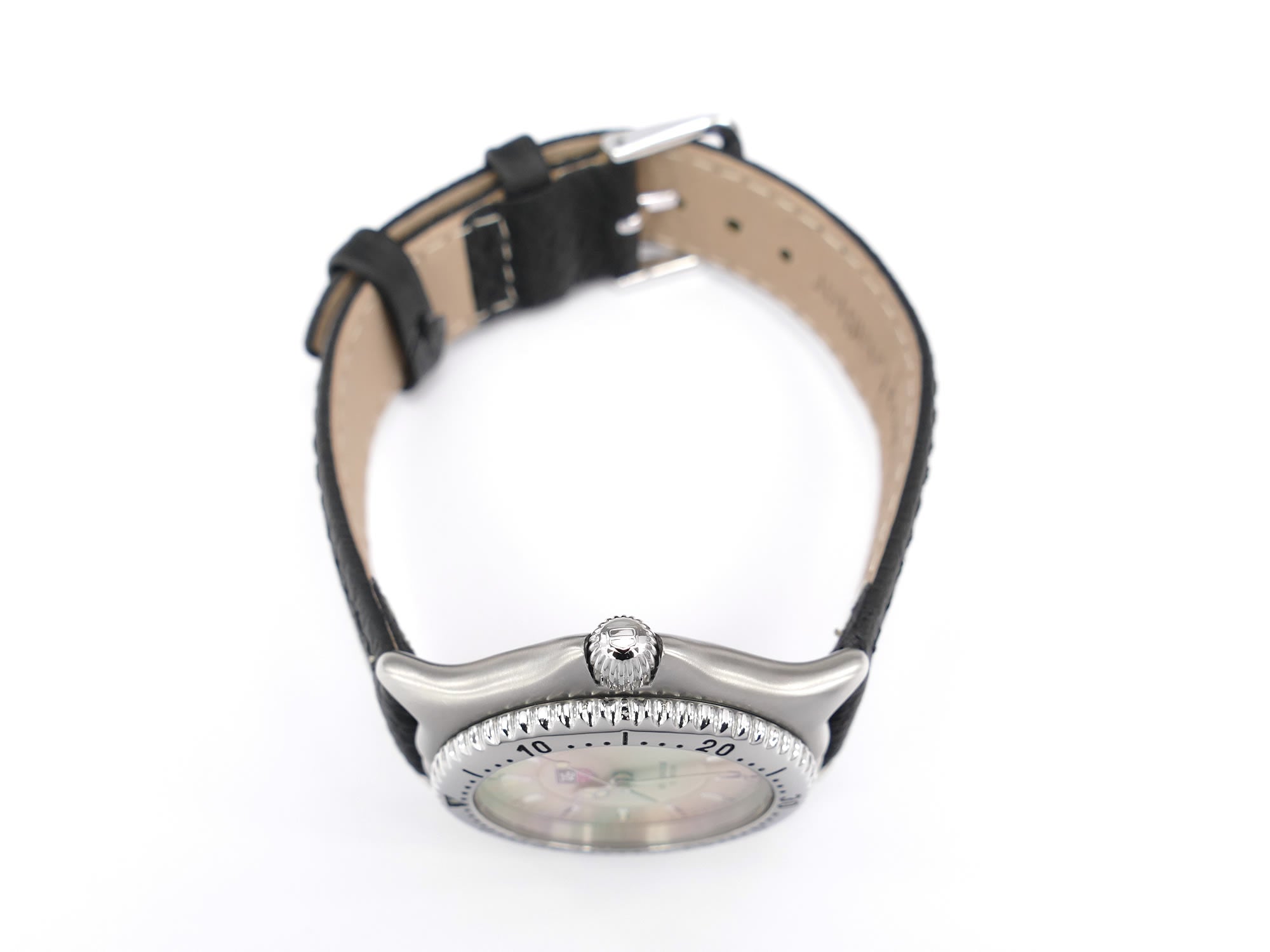 TAG Heuer SEL WI1210 stainless steel screw down crown