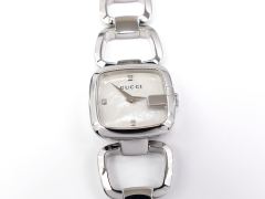 Gucci G 125.5 White Mother of Pearl with 3 Diamonds all Stainless Steel